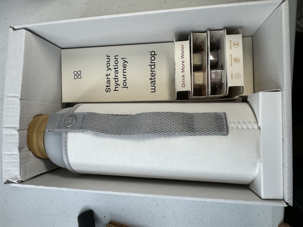 Waterdrop Hydration Starter Pack 20oz Glass Bottle 12 Hydration Packs