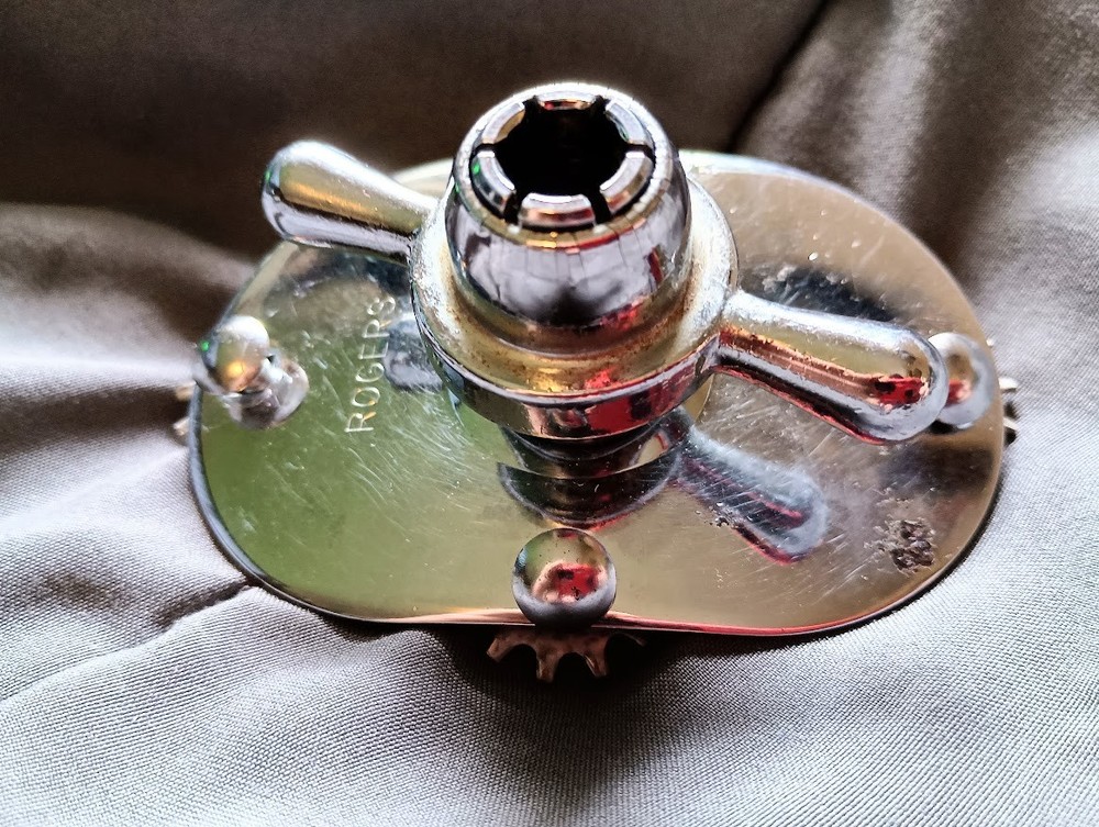 Rogers drums - Rogers script era straight mount (A)