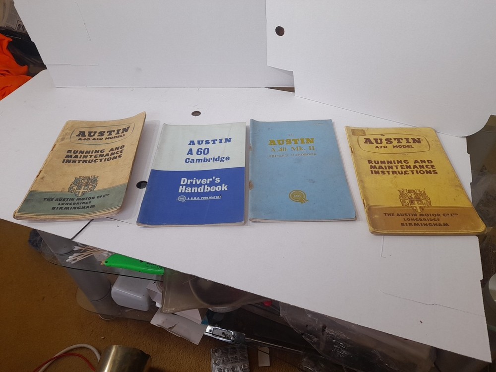 Vintage Austin Handbooks