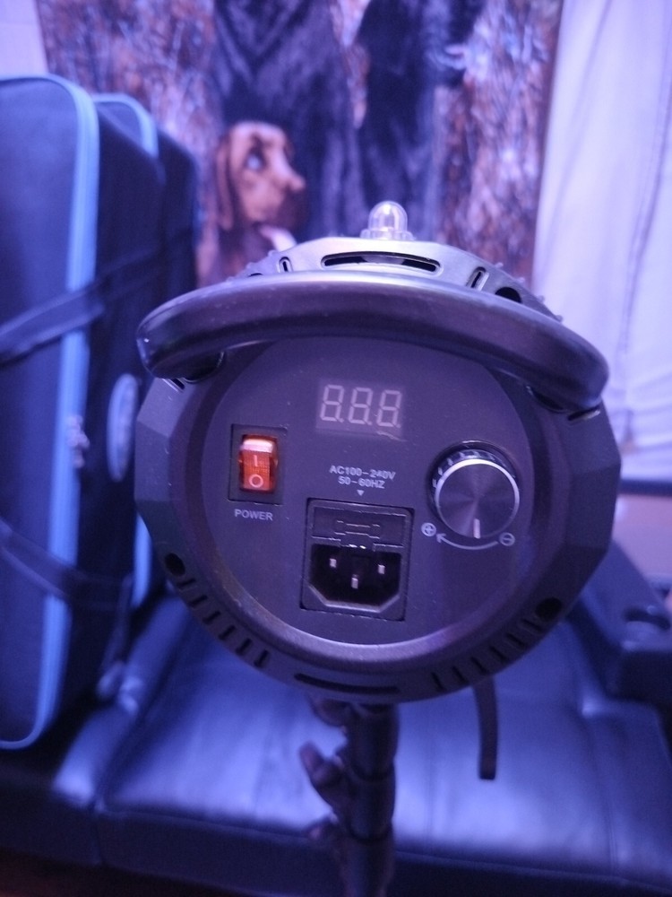 LED Digital Light Savage LED 1000