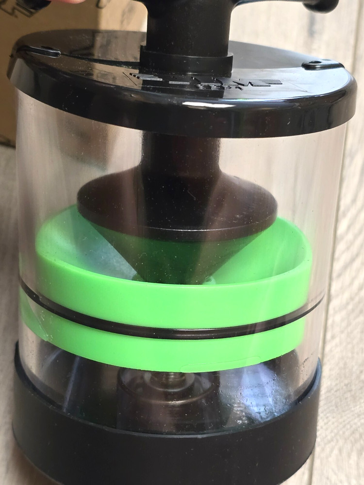 VIM Tools Screw On Bearing Grease Packer Tool #SBP1