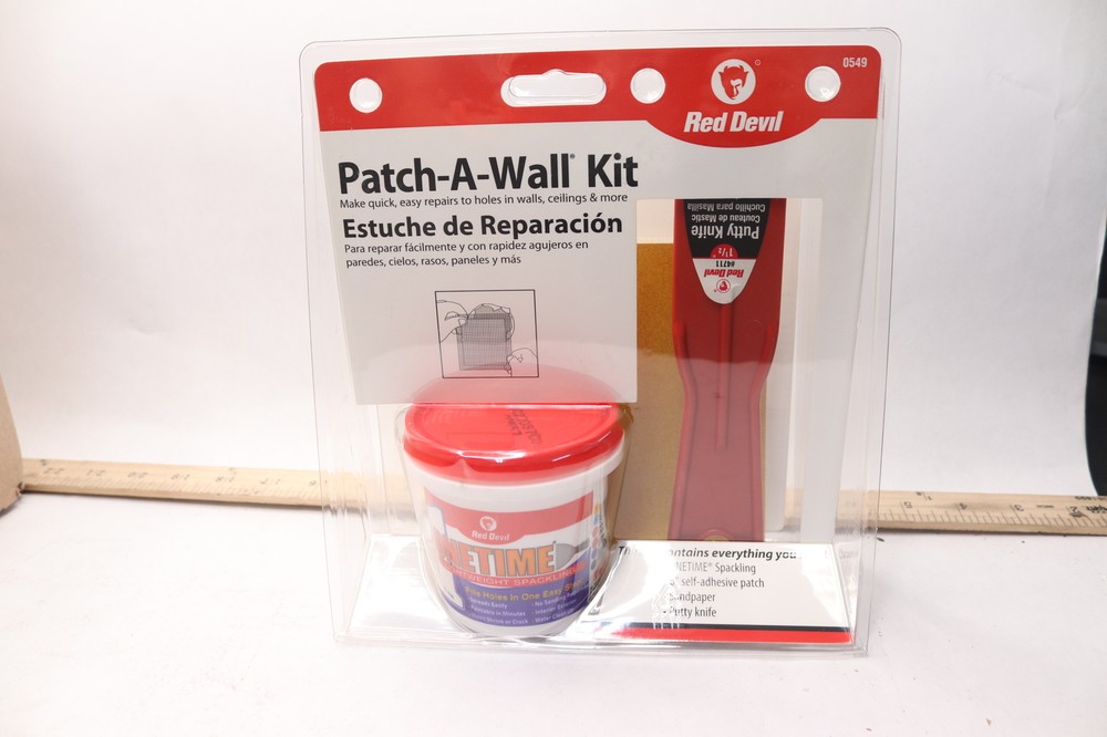 Red Devil Lightweight Spackling Patch A Wall Kit 1/2 Pint 0549