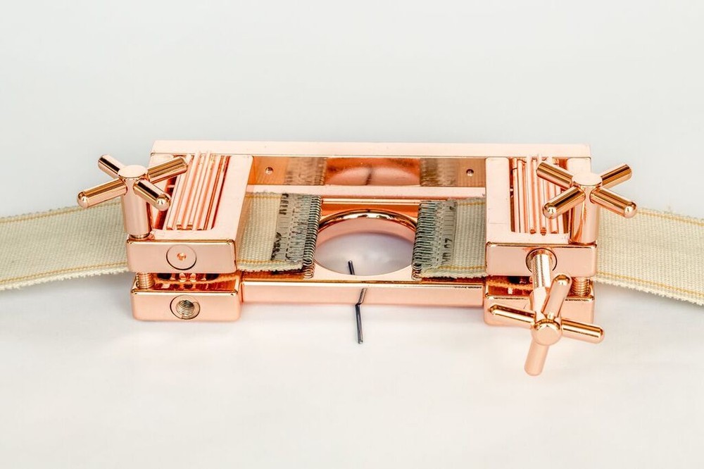 Belt Puller , Stretching tool , Conveyor , Laundry Folder. Limited space access