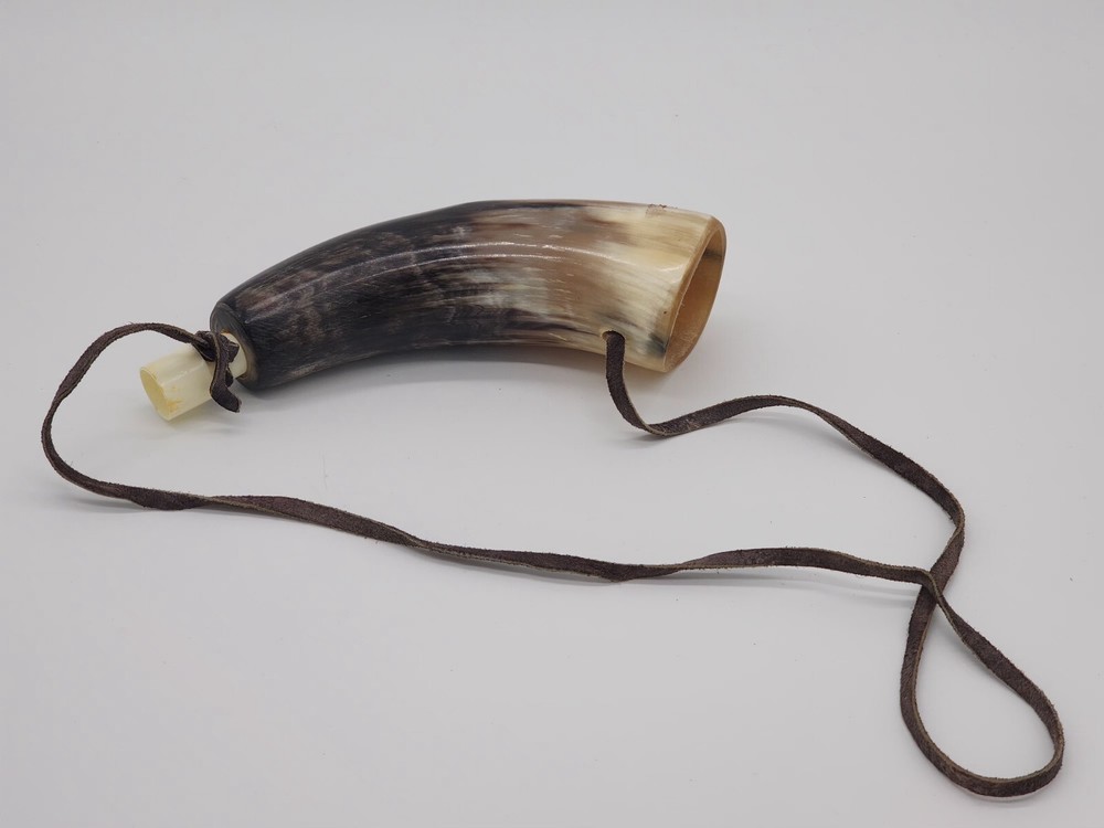 Vintage Steer Rustic Powder Horn 7"