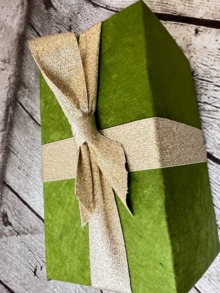 AVEDA FOLDABLE CARTON Gift EMPTY Box with ribbon #Small - NEW