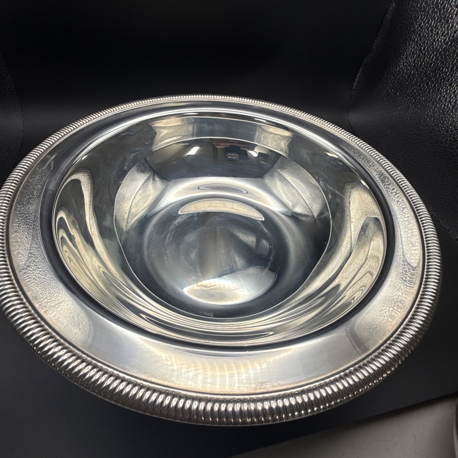 Covered Serving Casserole Dish Vtg Wm Rogers Silver Plate Round 4262 10.5" Bowl