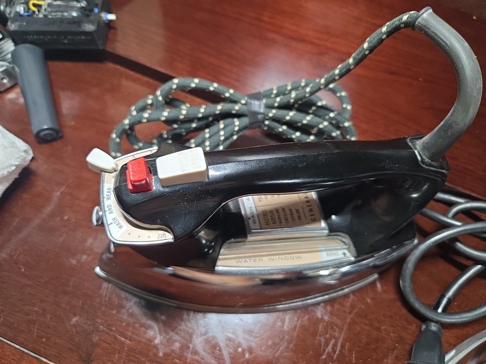 2 Vintage GE steam Irons