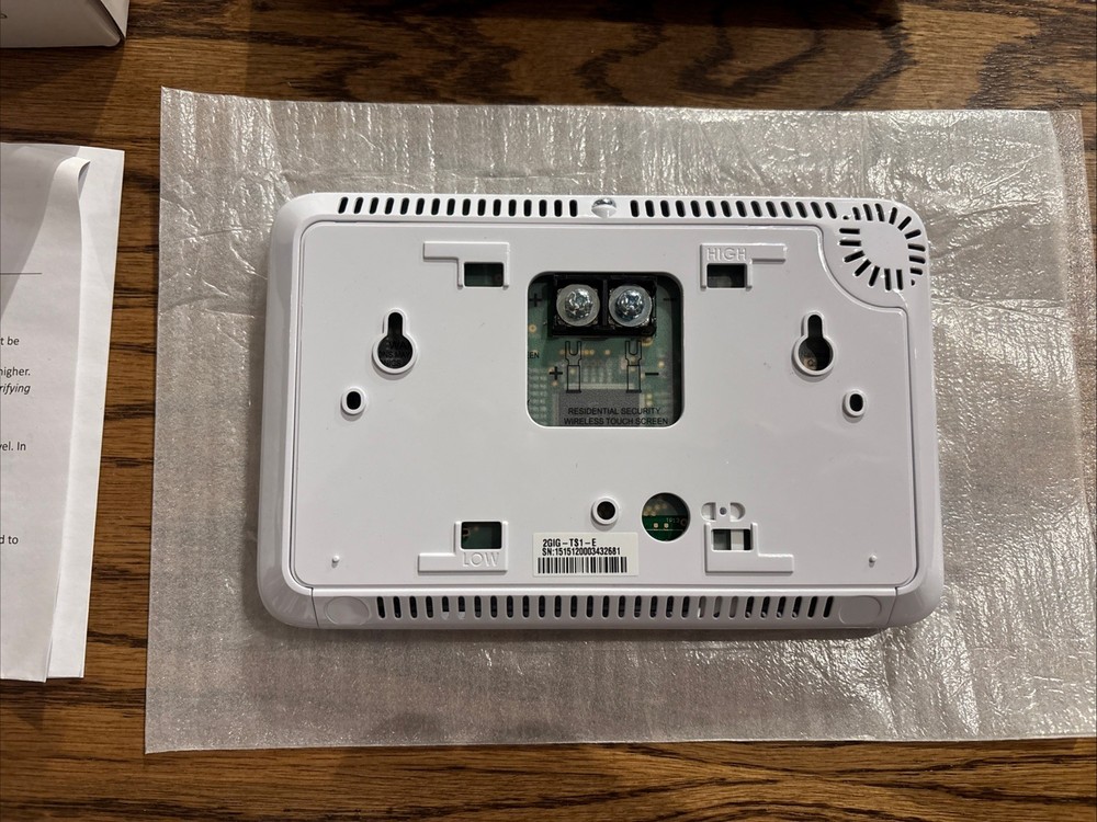 2GIG Technologies GO 2GIG-TS1 Secondary Touch Screen P/N 2GIG-TS1-E