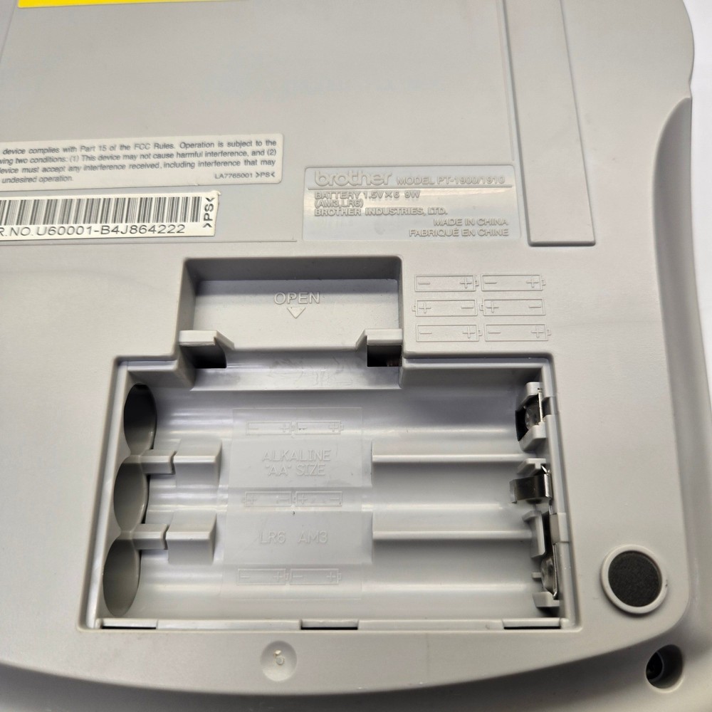 Brother P-Touch PT-1900 Electronic Labeling System Label Maker Blue Silver
