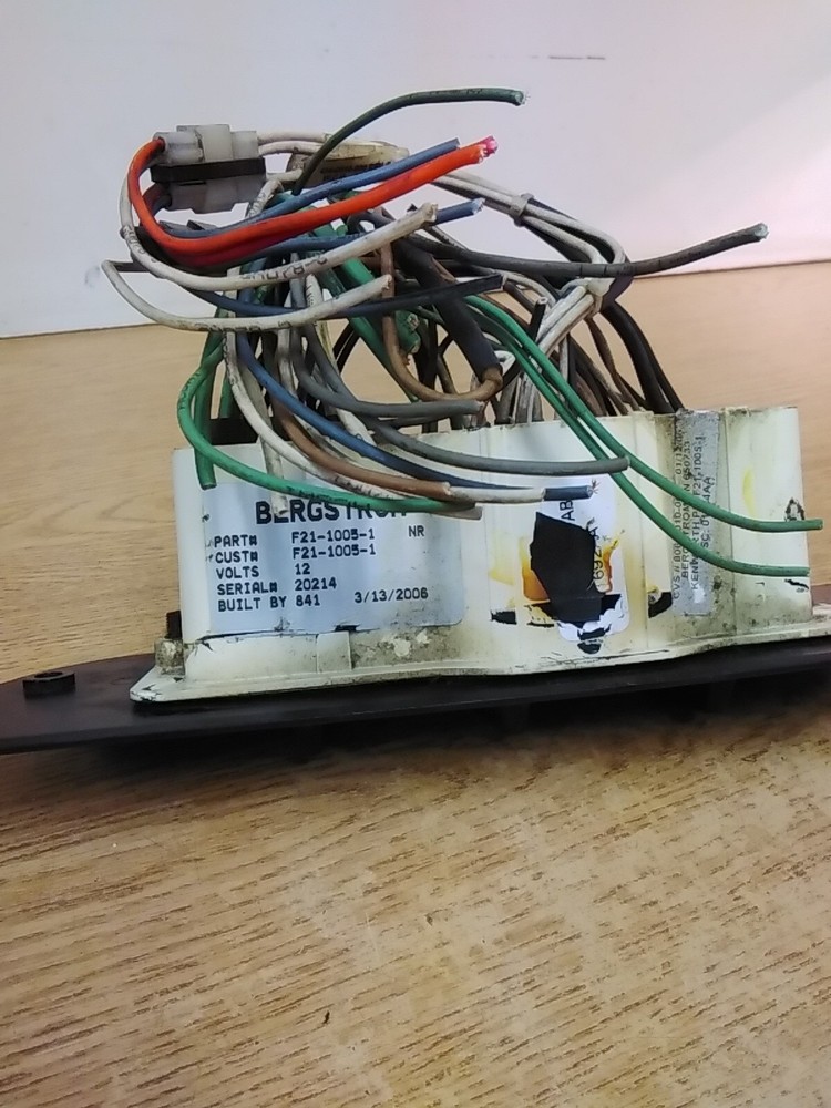 Bergstrom Temperature Control F21-1005-1 W/ Panel