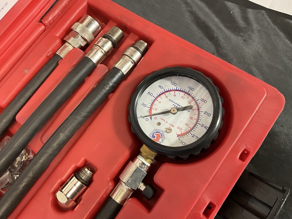 Matco Tools - CT60K - Compression Tester Kit - Red (27971)