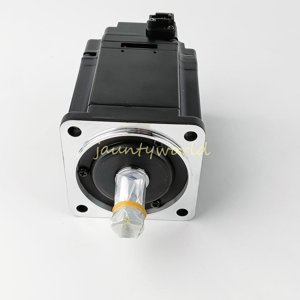 1PCS NEW YASKAWA SERVO MOTOR SGMAS-08ACA21
