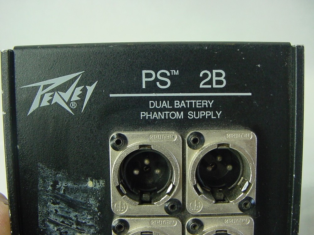 PEAVEY PS 2B DUAL BATTERY PHANTOM SUPPLY