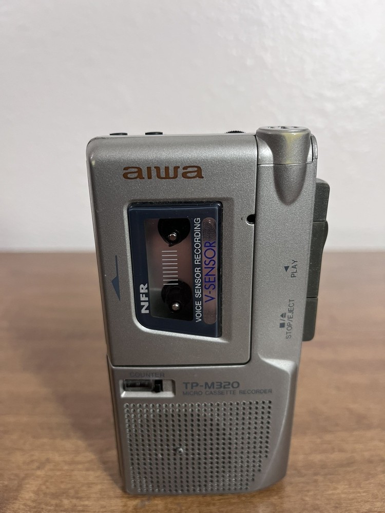 Aiwa TP-M320 Micro Cassette Voice Recorder