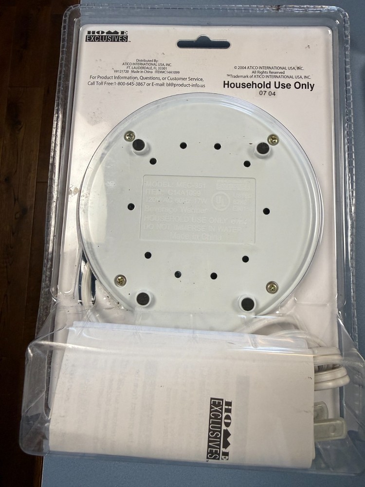 Home Exclusives Beverage Warmer - NEW in box