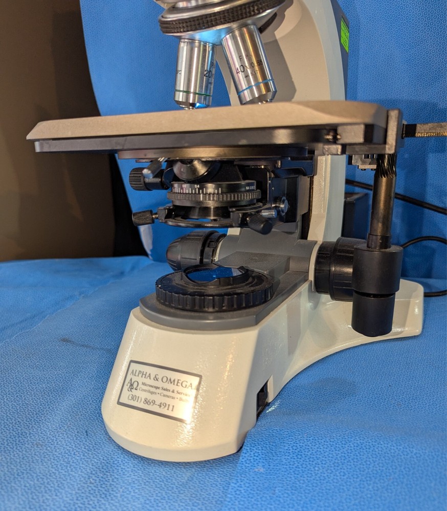 ACCU-SCOPE Observation/Teaching Microscope with THREE(x3) Objectives