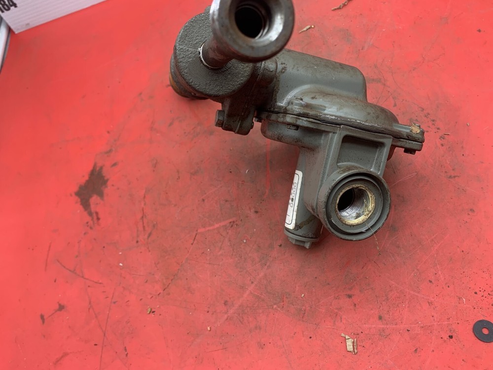 Sensus Model 043-B Service Regulator