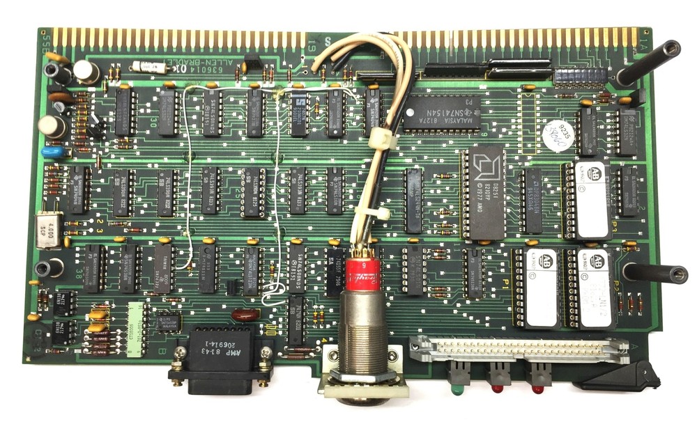 Allen-Bradley I/O Module PCB Circuit Board 636014 USED