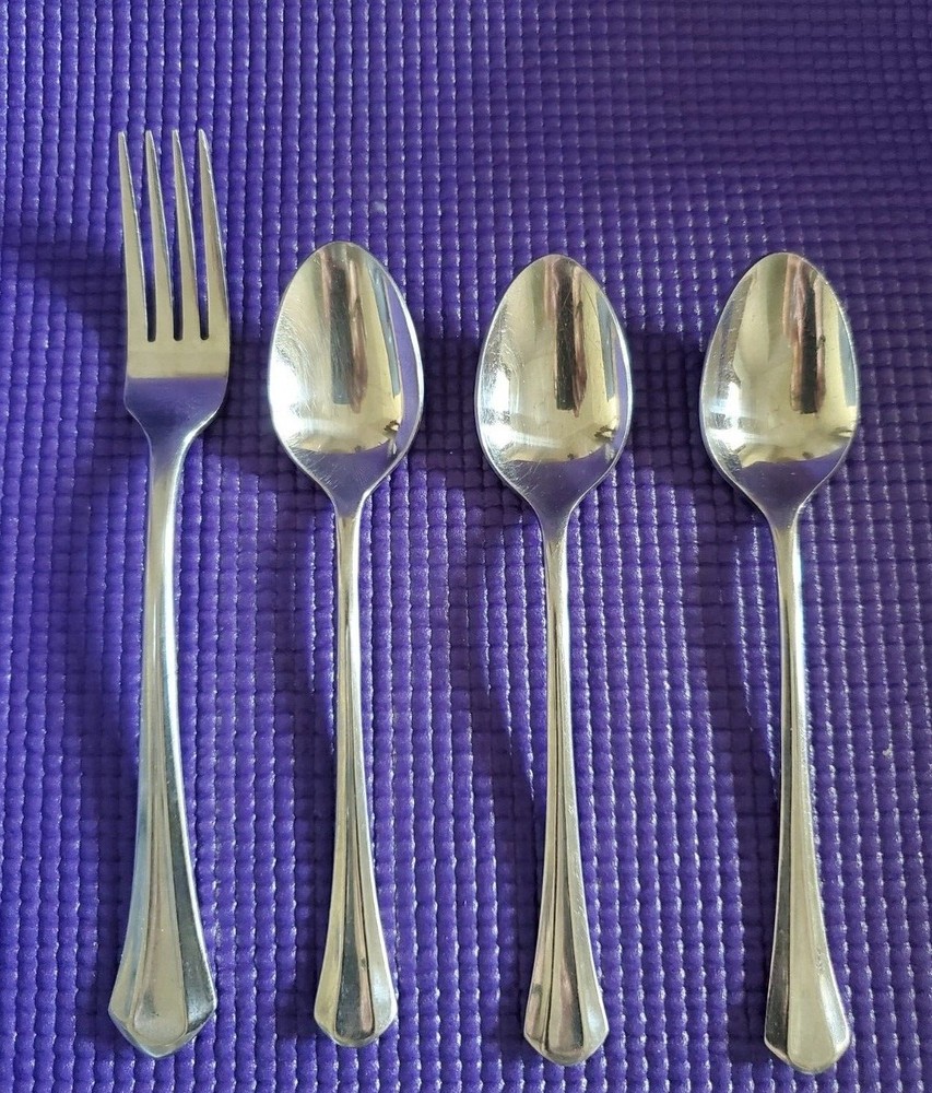 Imperial Stainless 3 spoons and 1 fork Pattern IMI11- Korea