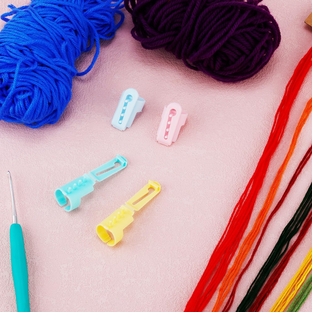 4Pcs Yarn Guide Ring Crochet Knitting Tool, 4 Colors Finger Crochet Ring Plastic