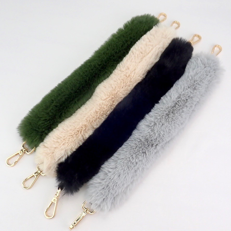 Fur Handle (Light Gray) - Cotton Raffia