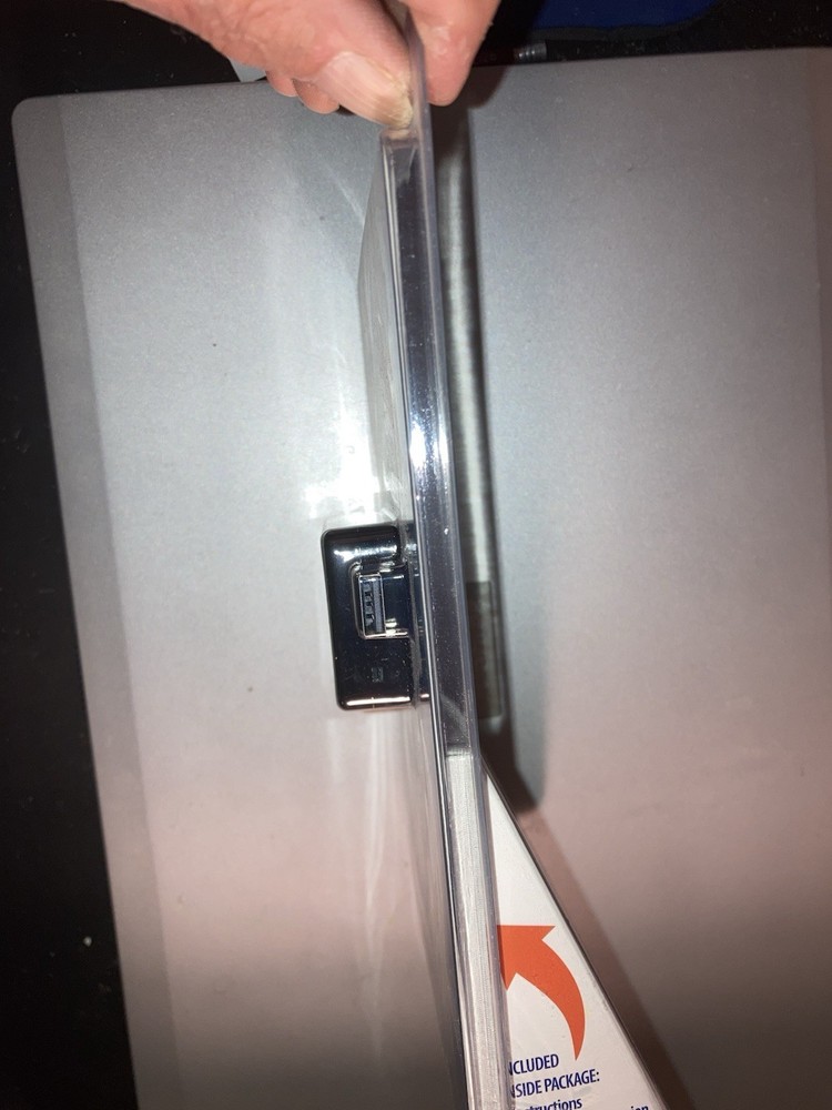 Magic Jack PLUS Local Long Distance Telephone Calling Plug in Wall or Computer