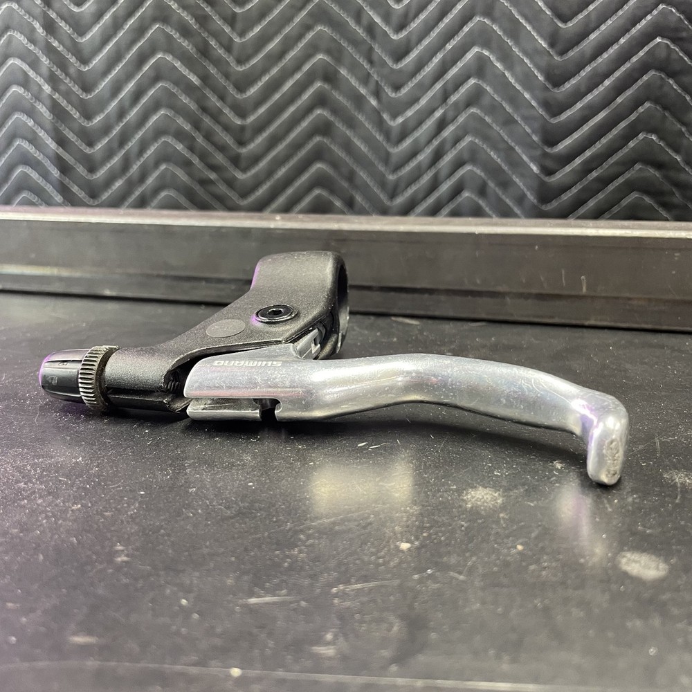 Shimano Deore MT63 Brake Levers - Used