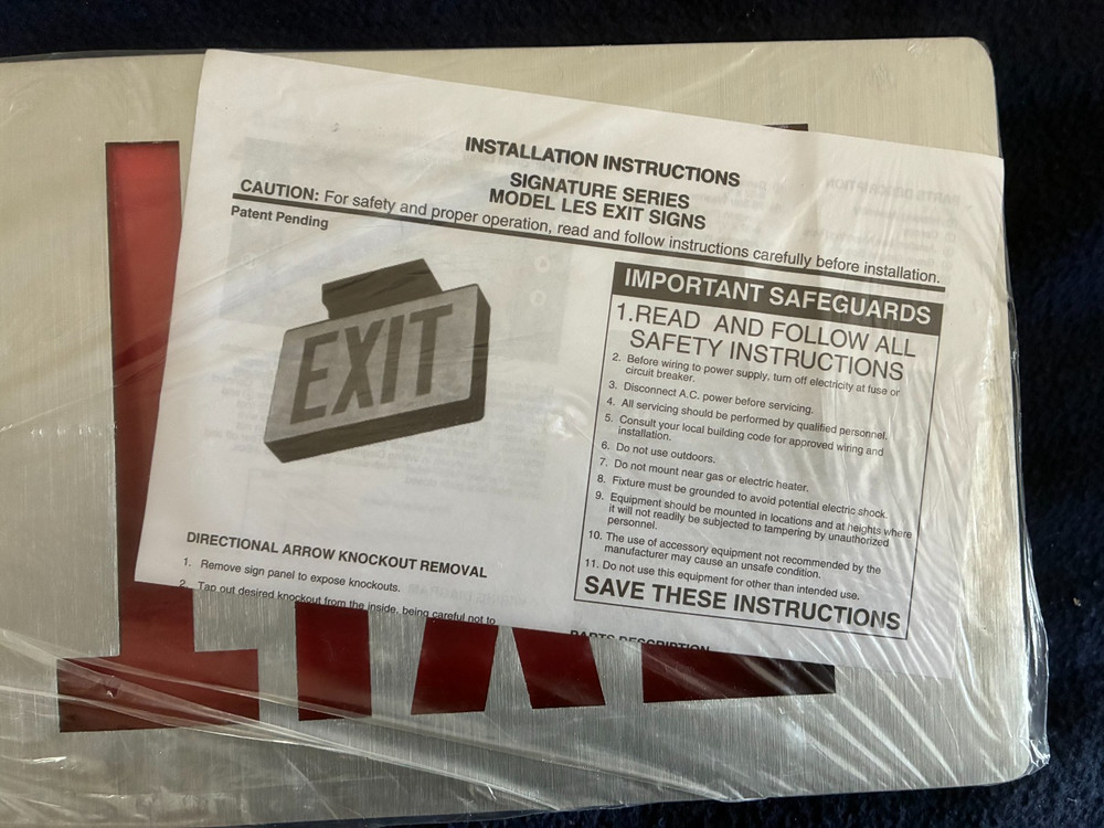 Lithonia light LES 2R