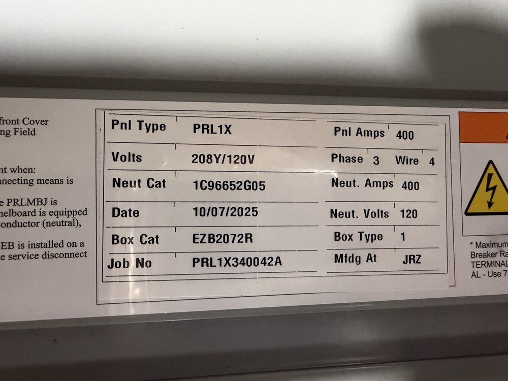 1-350 AMP 208/120V MAIN BREAKER PANELBOARD 42 SPACE 3PHASE 4WIRE COMPLETE PANEL