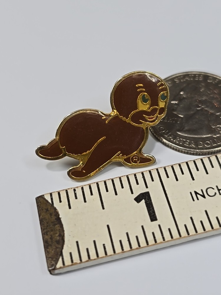 Baby Seal Lapel Pin