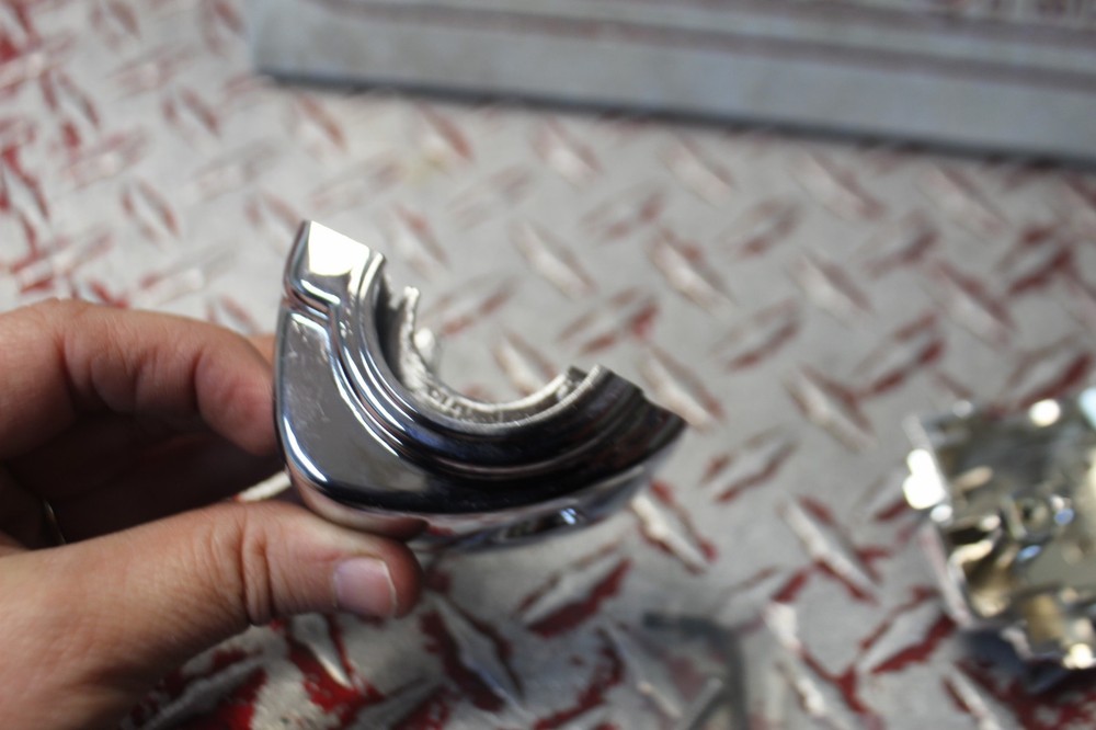 1996 - 1998 HARLEY DAVIDSON TOURING LEFT CHROME CONTROL SWITCH HOUSING DND