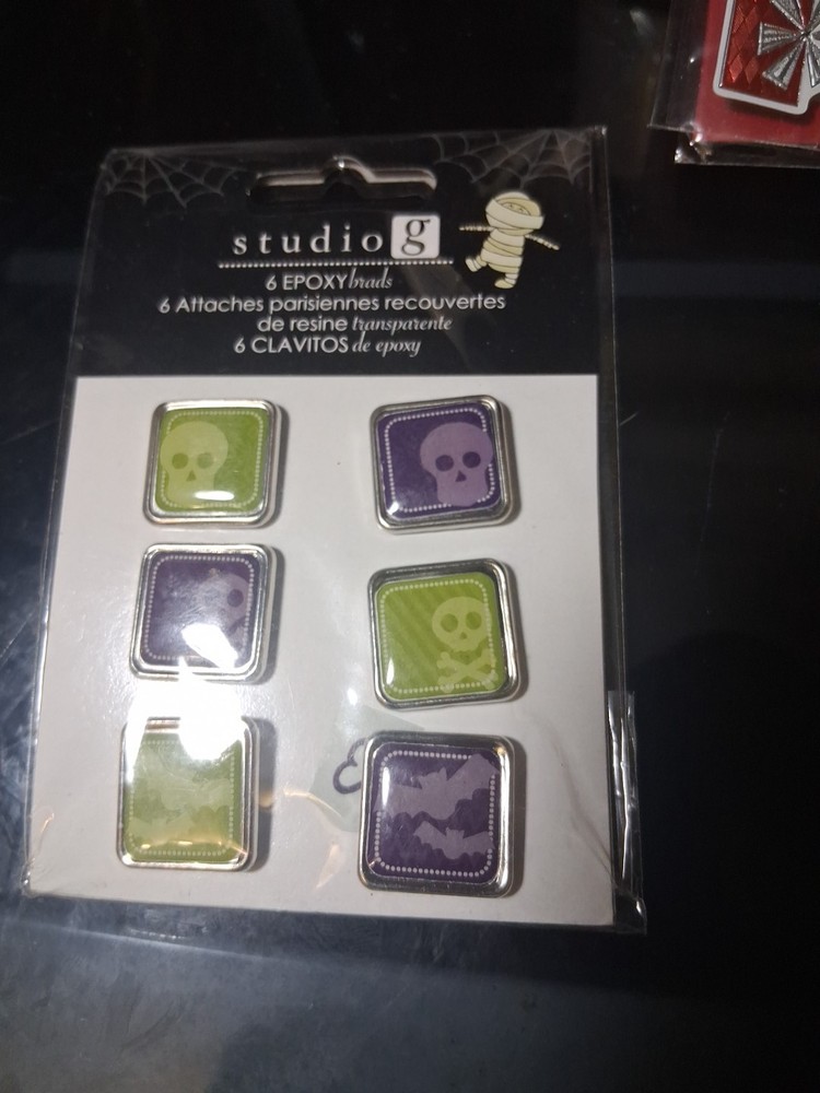 Studio G 6 Epoxy Brads Halloween