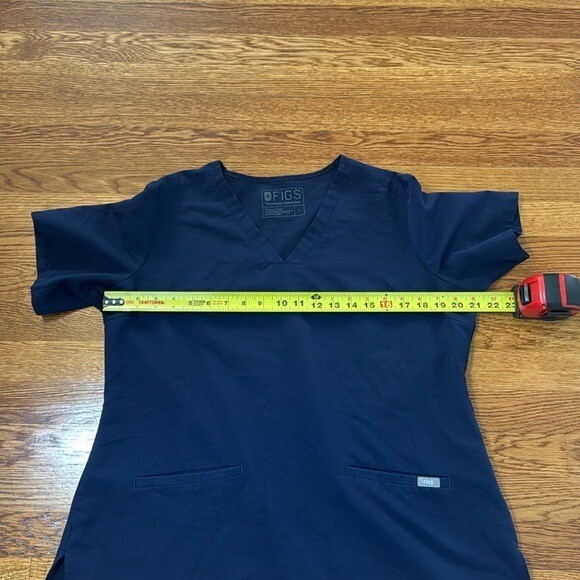 Figs Casma Three-Pocket Scrub Top Navy Blue Size Large