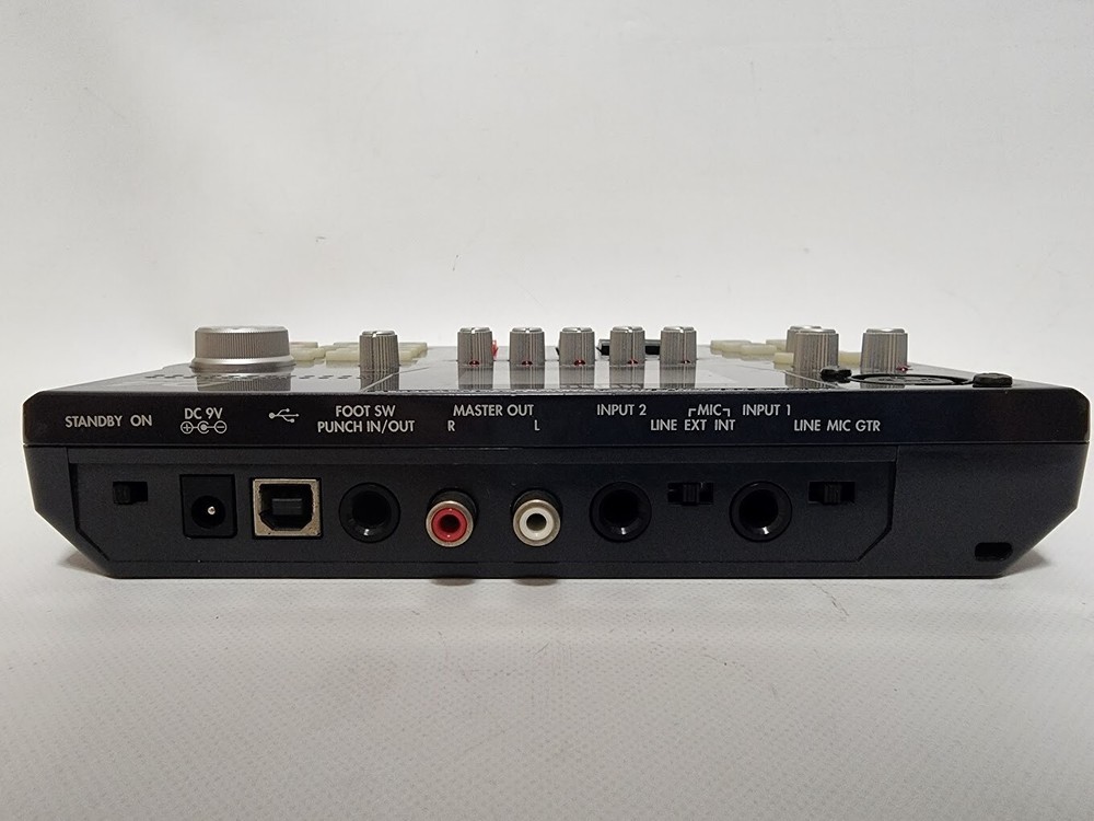 KORG D4 Digital Recorder Compact 4-track