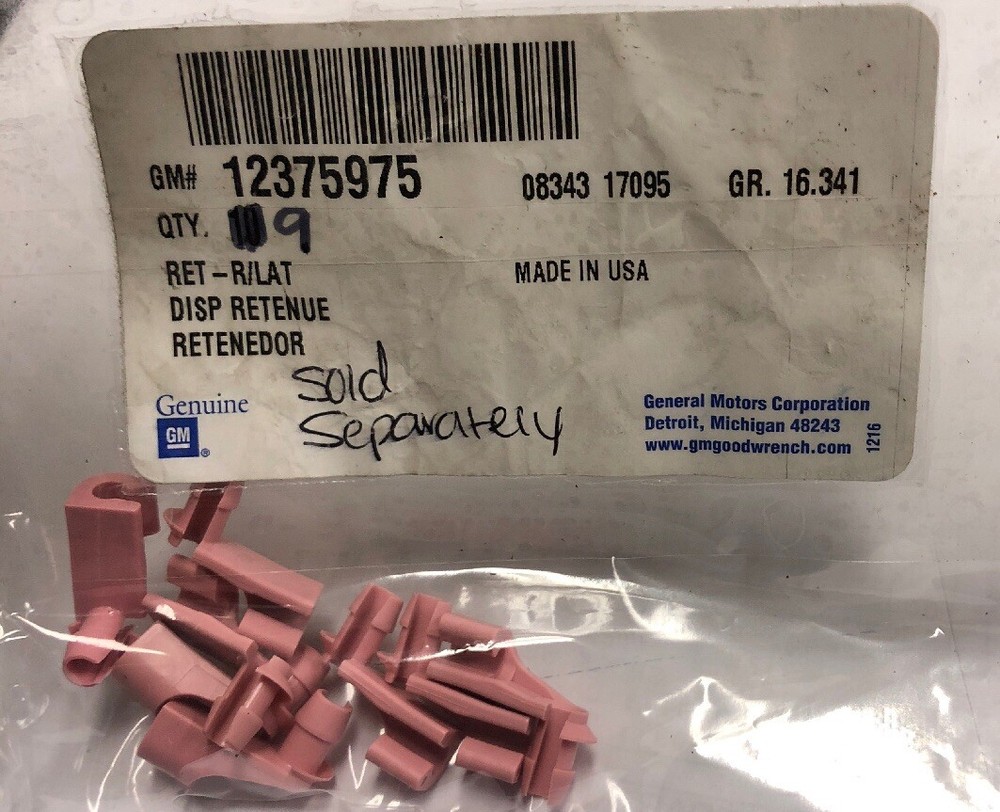 New Genuine GM Retainer Part #12375975