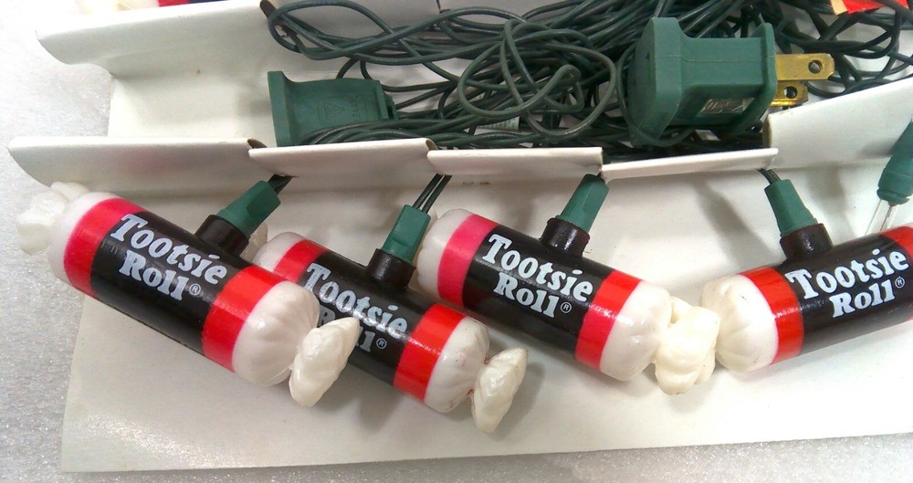 1990’s Vintage Tootsie Roll Halloween Candy 10 String Light Set NOS