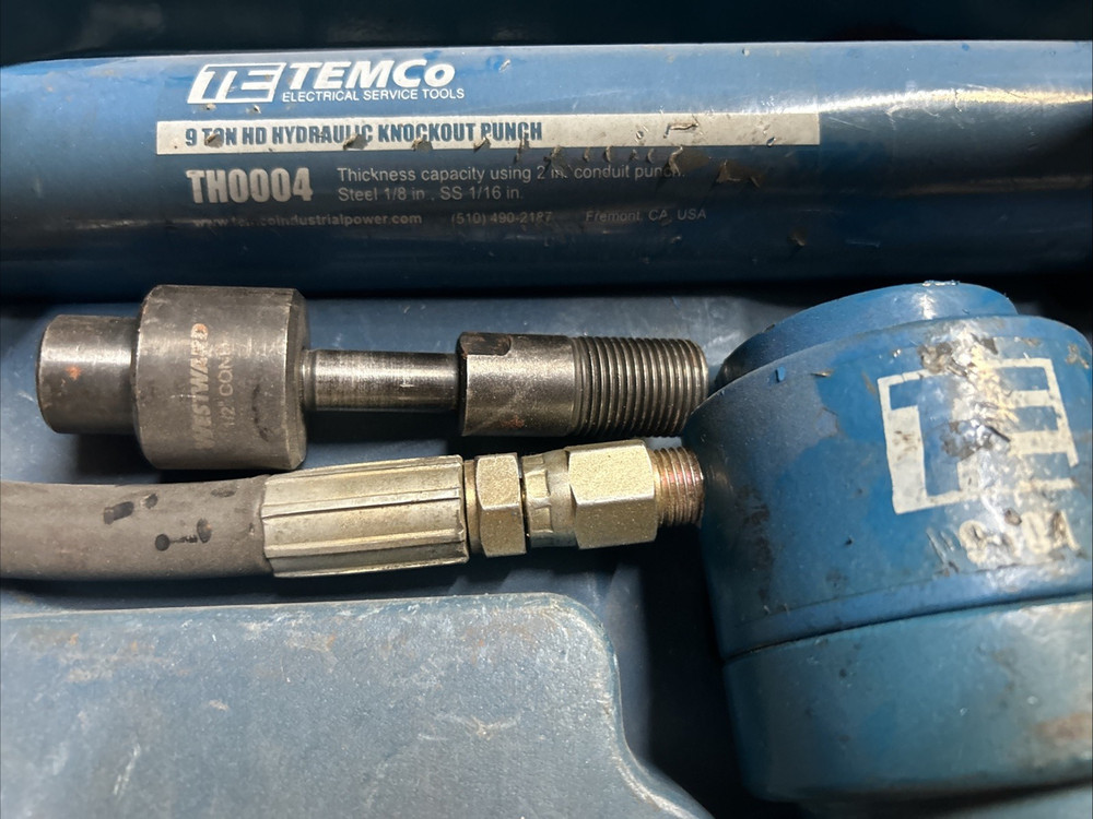 TEMCo TH0004 Hydraulic Punch Set Knockout Kit