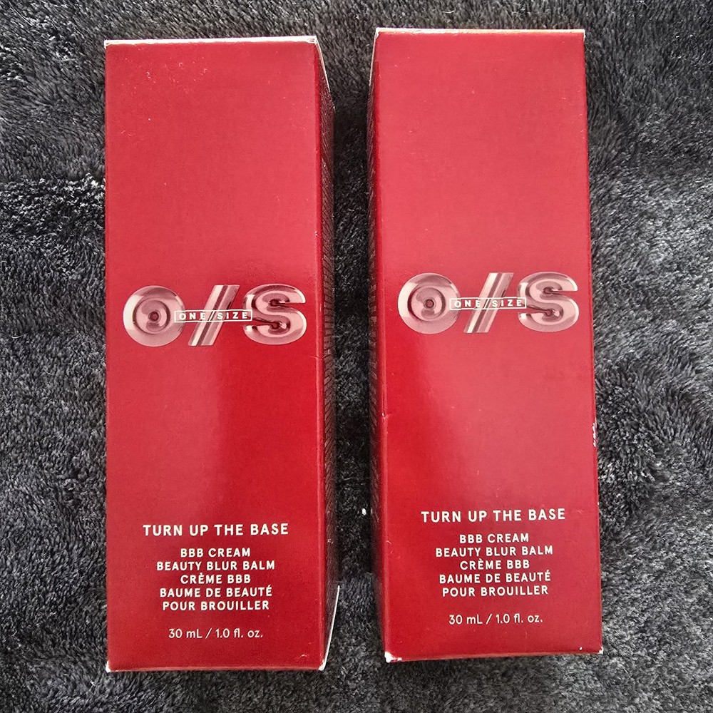 Makeup Bundle - ONE SIZE, TARTE, LIVE TINTED - Med/dark Shade