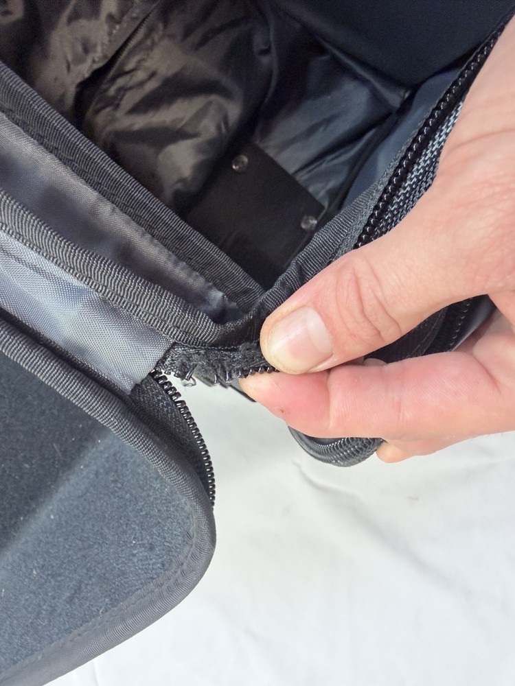Genuine Bownet Commanders Catchers Bag (Black)