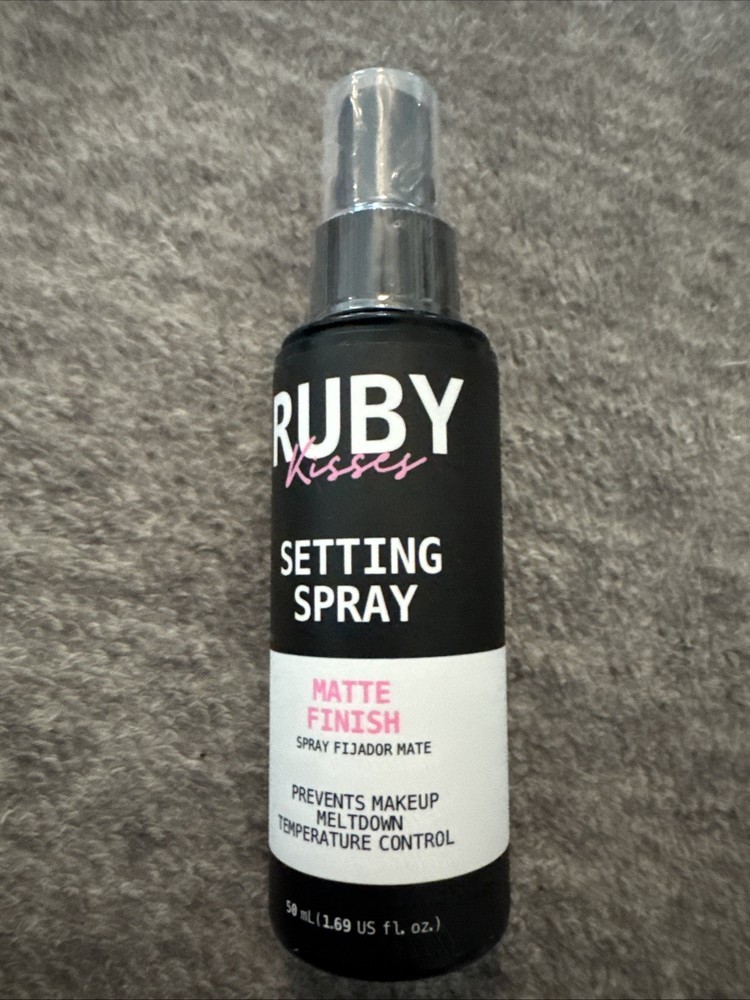 Ruby Kisses Makeup Lot - Setting Spray, Gloss, Plumping Lip Gloss & Contour