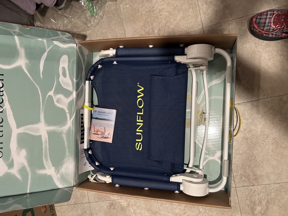 NWT - SUNFLOW - The High Tide Beach Chair - Adjustable, Portable, Rust-Resistant