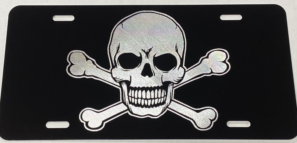 ENGRAVED Skull & Crossbones Car Tag Diamond Etched Vanity Front License Plate