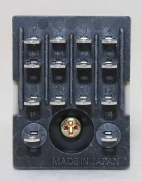 Omron H3Y-4 Timer