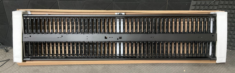 Panduit PatchRunner 2 Dual Sided Cable Management Panel PR2VD06 ✅❤️️✅❤️️✅