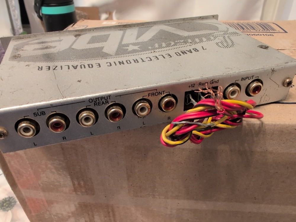 Lanzar E750s Graphic Equalizer