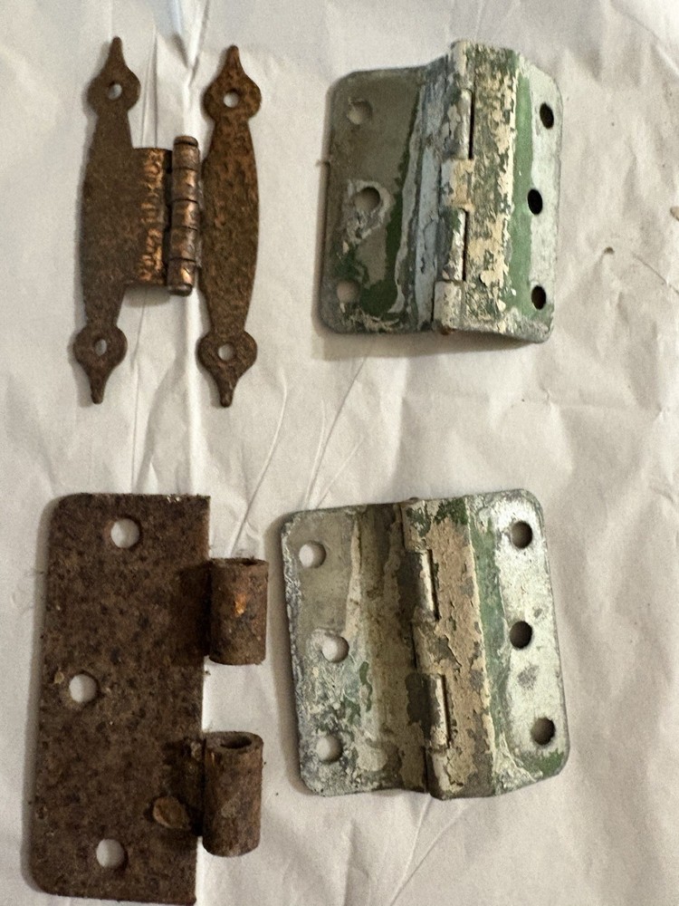 Eight vintage hardware hinges