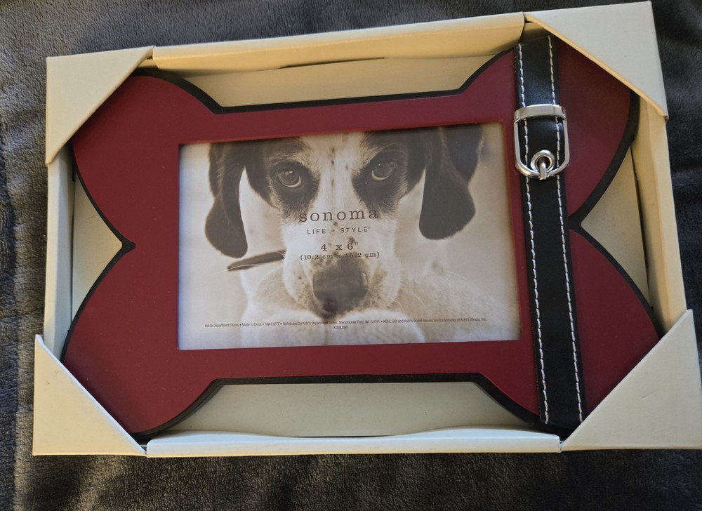 Sonoma Pet Frame 4 X 6. Brand New