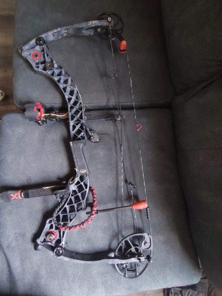 matthews helium compound bow