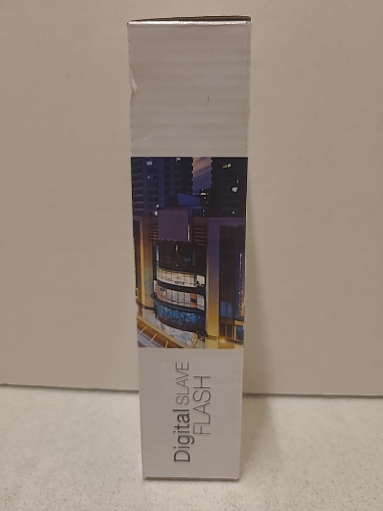 Digital Concepts / Vivitar Digital Slave Flash 319AF