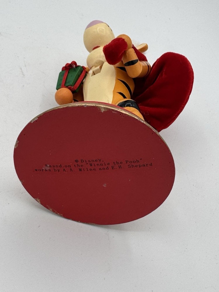 Disney Tigger Nutcracker